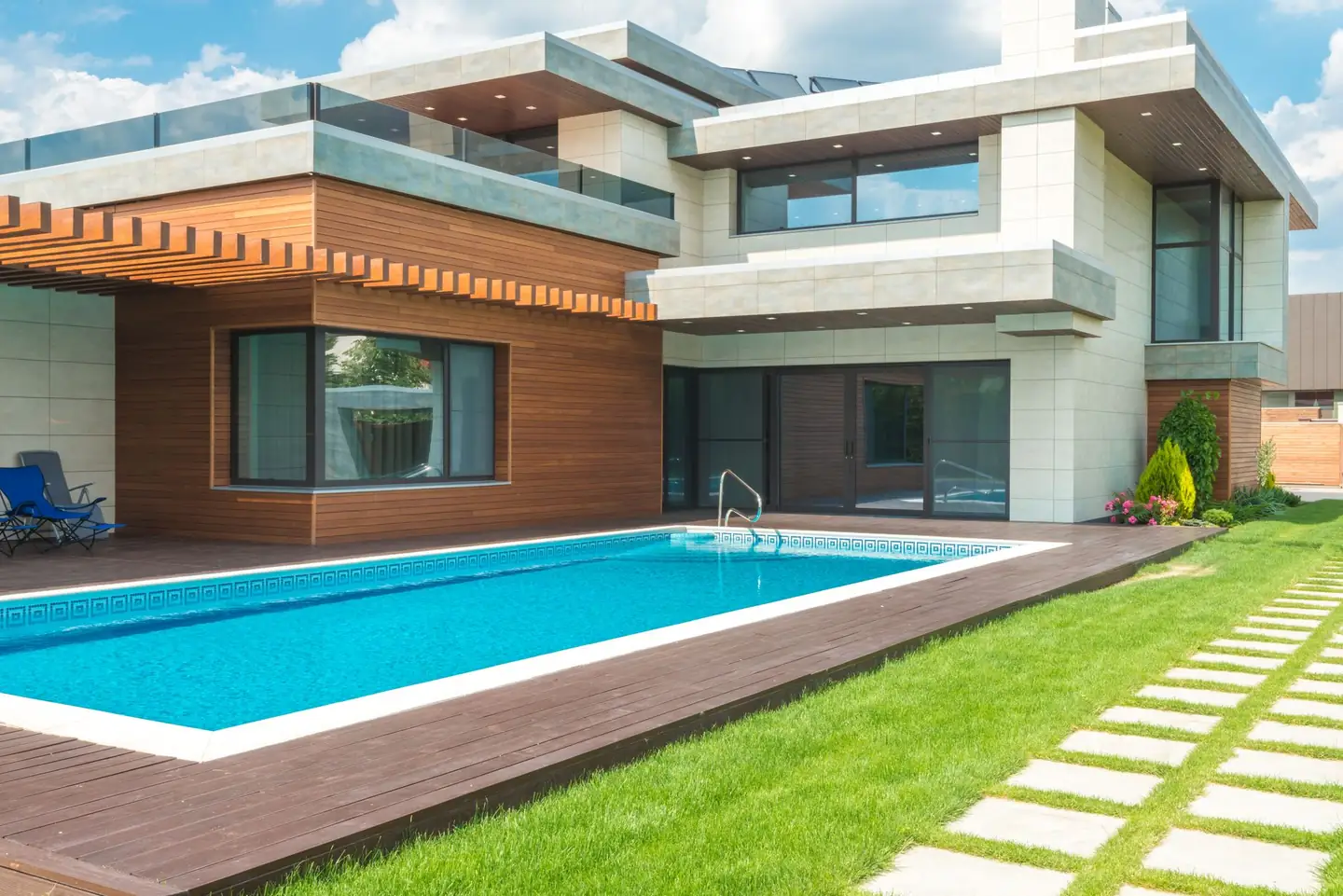 Swimming pool built in Bennetts Green, NSW